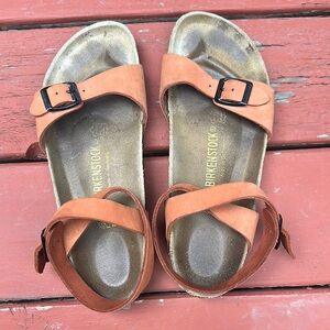 Birkenstock orange tan Leather Sandals size 40